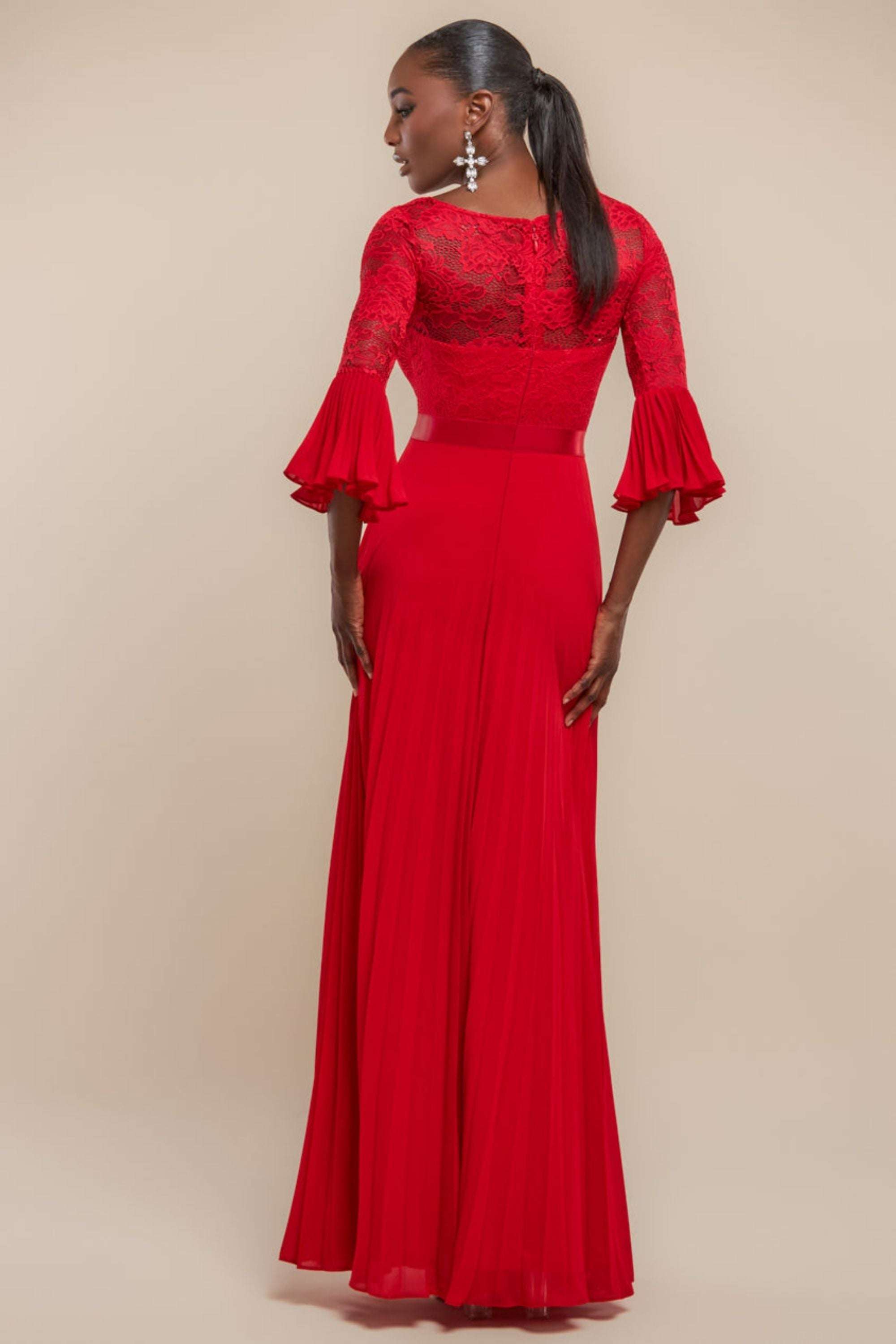 Goddiva Scalloped Lace Maxi Dress