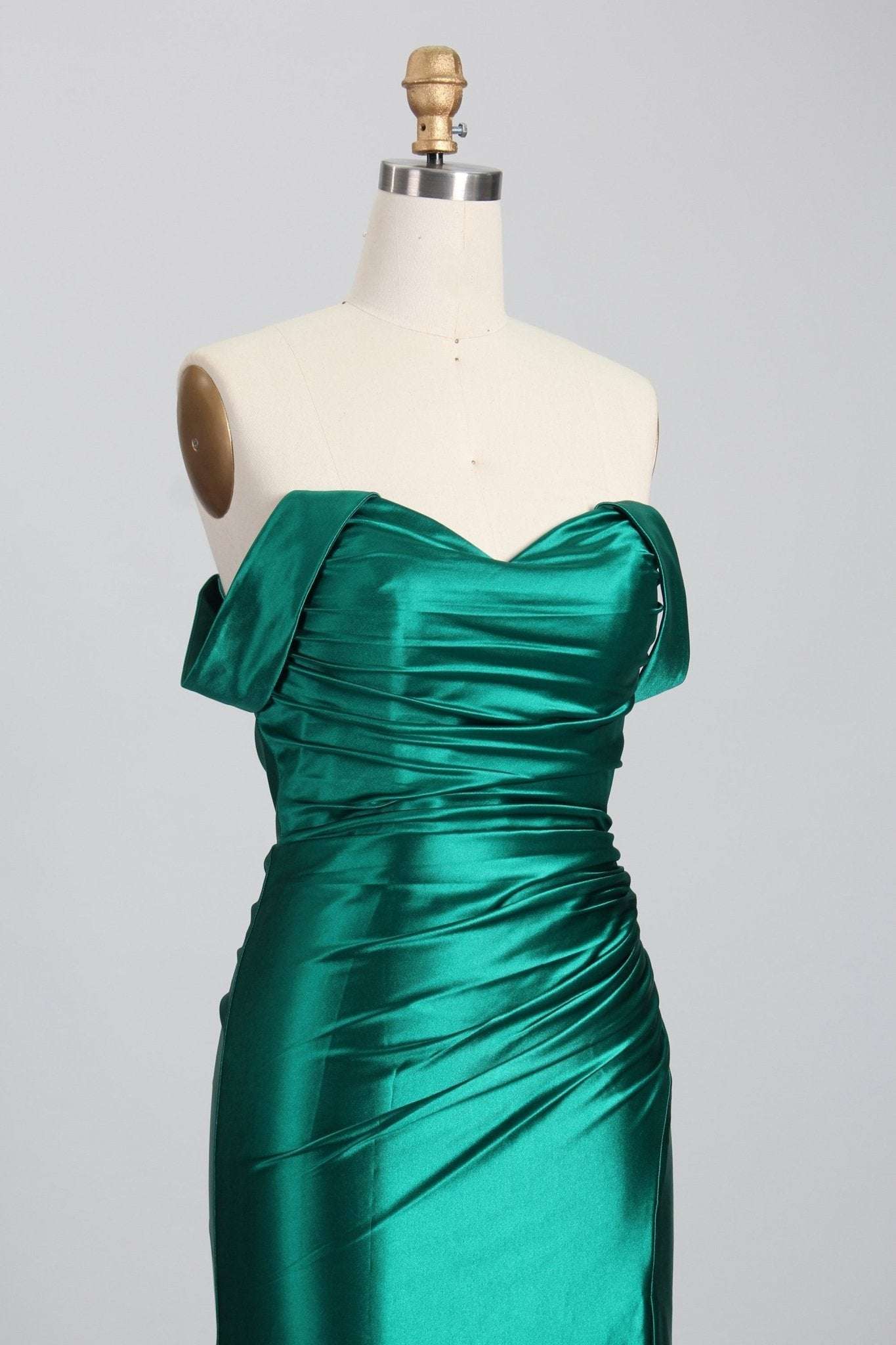 Ruby Green Off-Shoulder Satin Evening Dress - Jessica Stuart Ruby Green Off-Shoulder Satin Evening Dress - Jessica Stuart